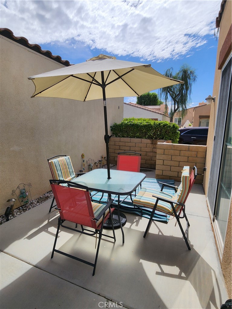 79338 Cool Reflection Property Photo 36
