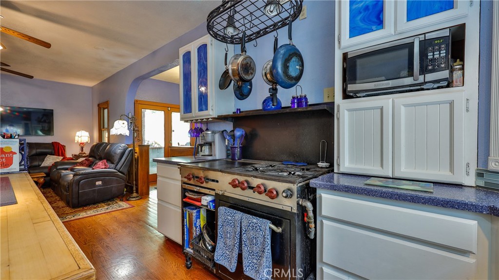 24083 Cresta Drive Property Photo 12