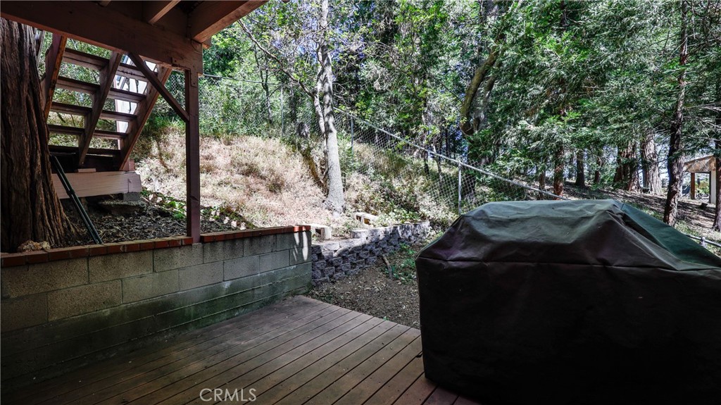 24083 Cresta Drive Property Photo 26