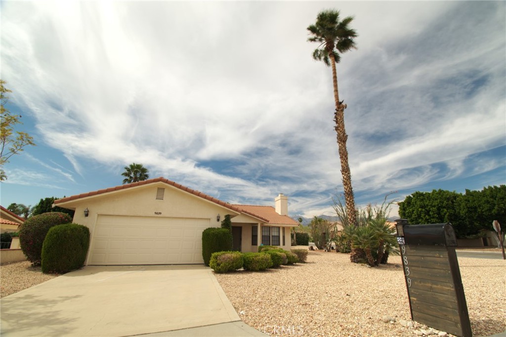 9839 9839 Warwick Dr Property Photo 1
