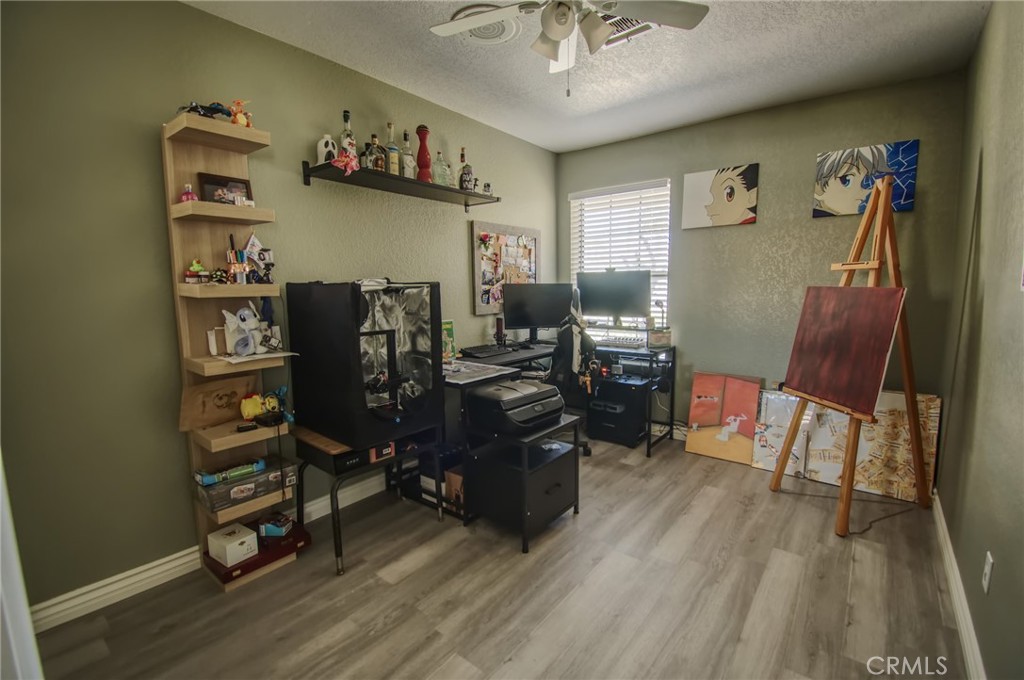 9839 9839 Warwick Dr Property Photo 15