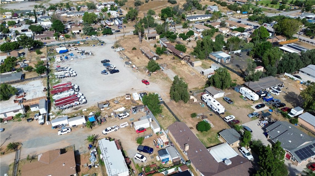4118 Vernon Property Photo 9