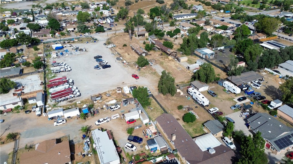 4118 Vernon Property Photo 9