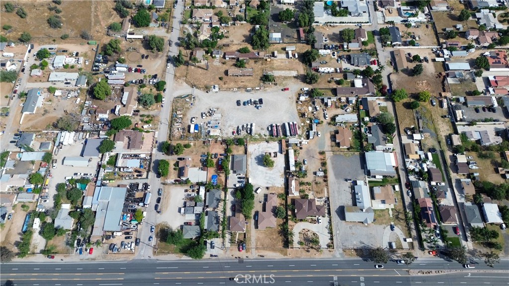 4118 Vernon Property Photo 12