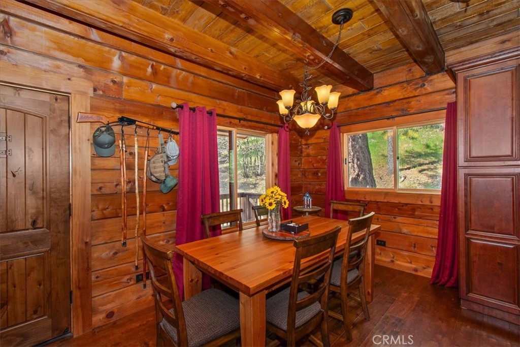 116 E Property Photo 8