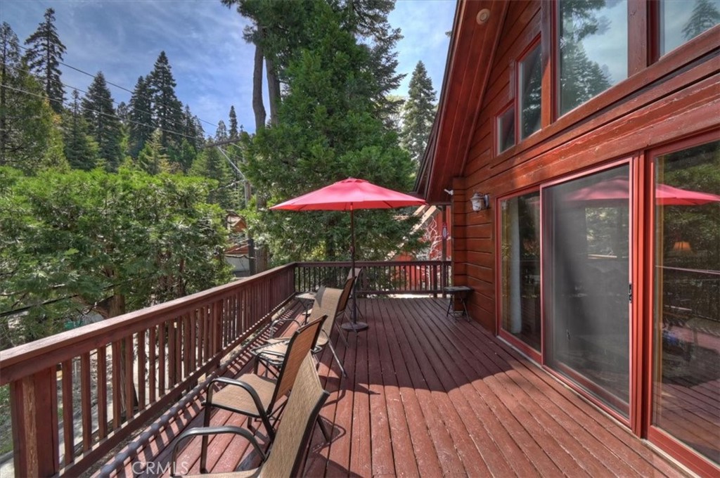 116 E Property Photo 25