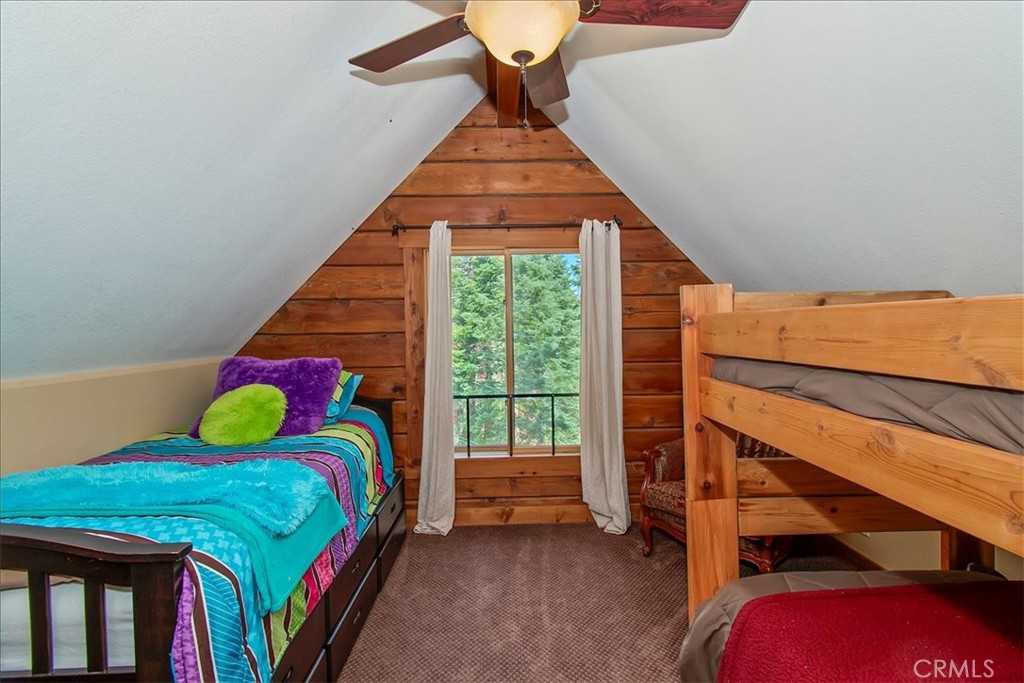 116 E Property Photo 30