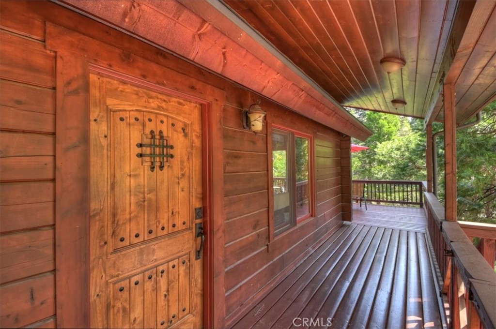 116 E Property Photo 35