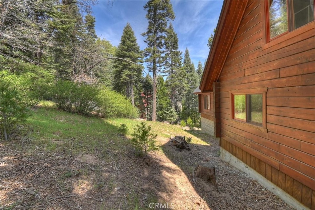 116 E Property Photo 40