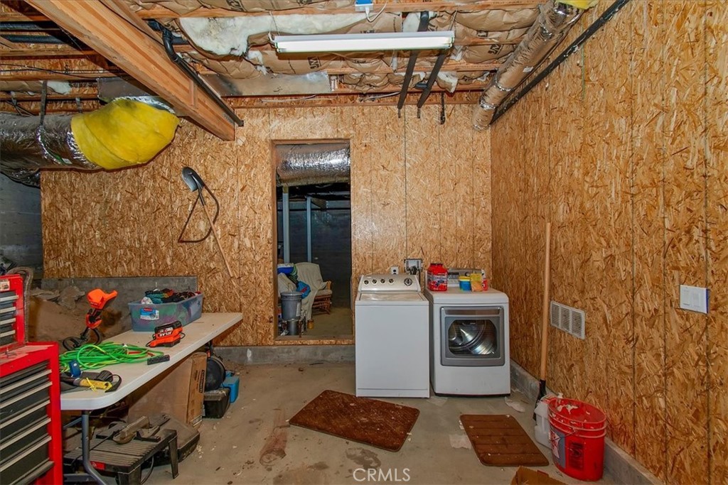 116 E Property Photo 42