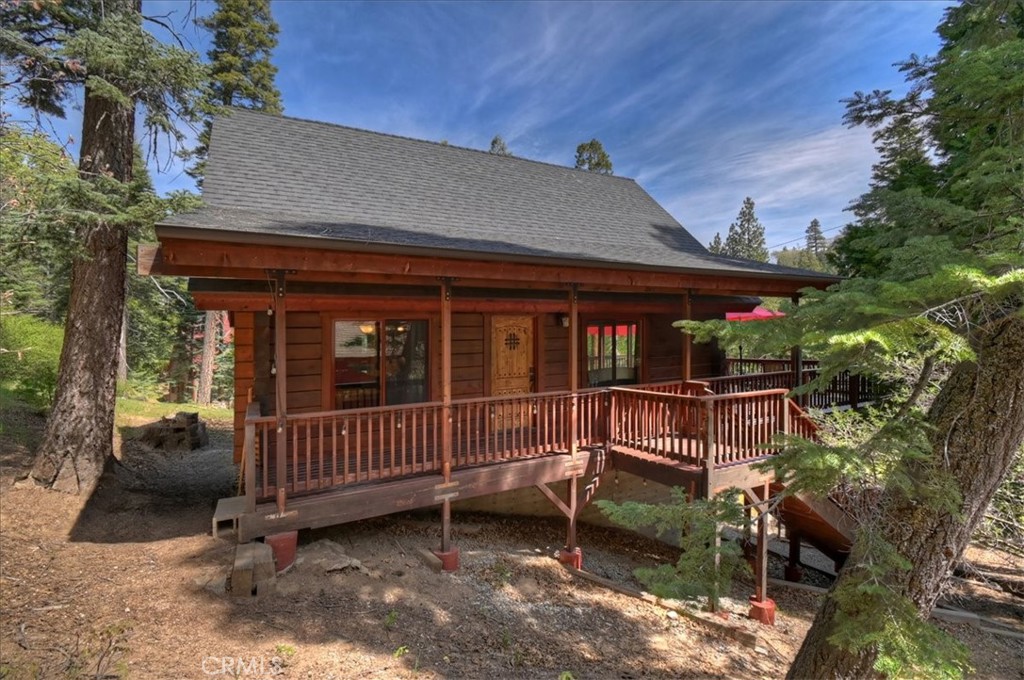 116 E Property Photo 43