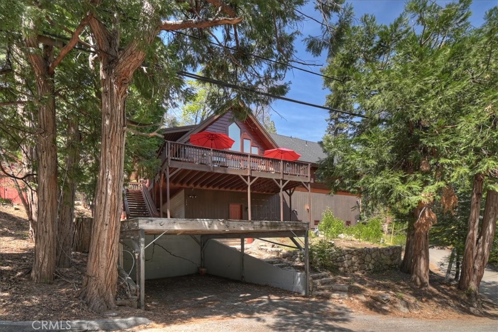 116 E Property Photo 44