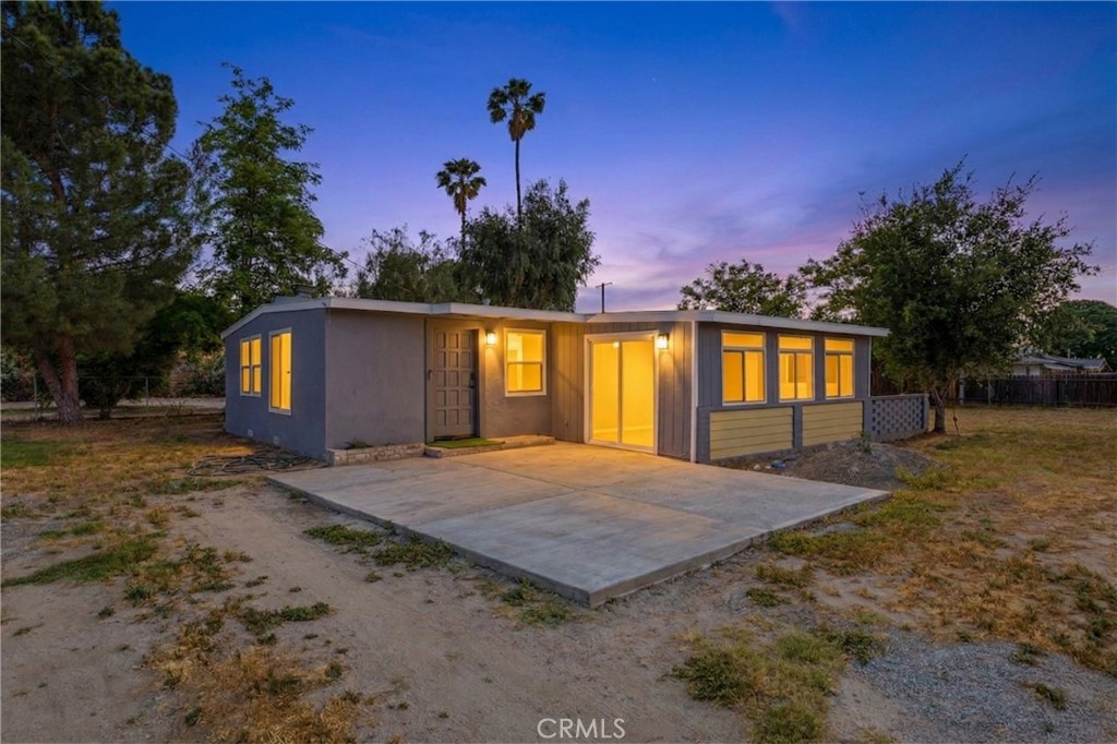 26917 Yale St Property Photo 1