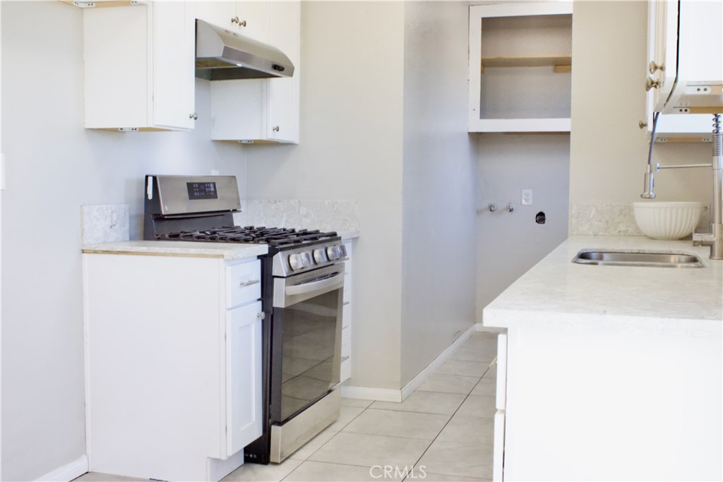 16594 Vine Property Photo 4