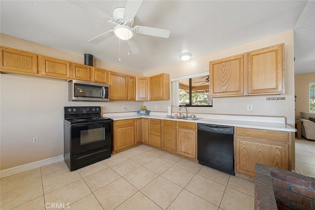22411 Roundup Property Photo 15