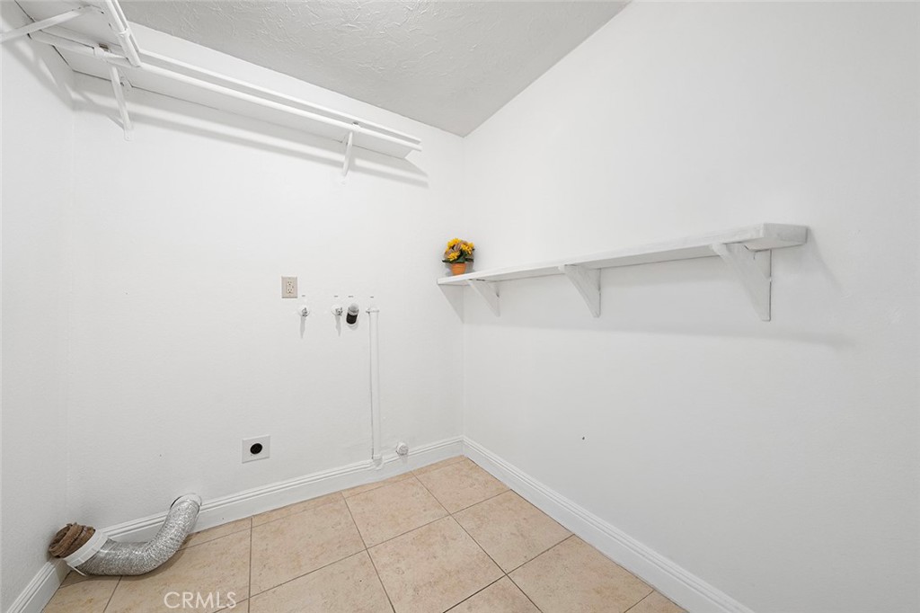 22411 Roundup Property Photo 18