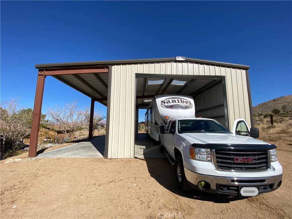 22411 Roundup Property Photo 38