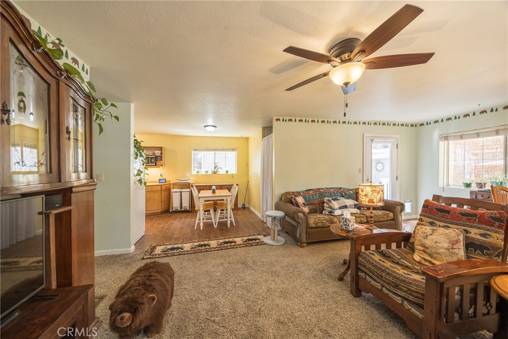 364 Leonard Property Photo 24