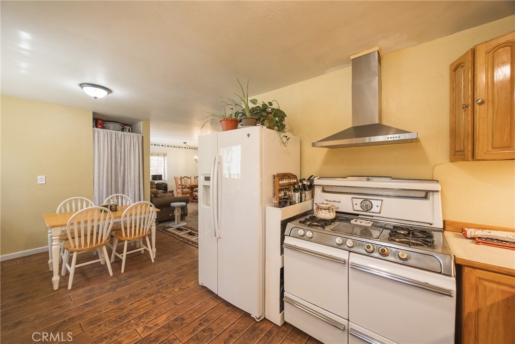 364 Leonard Property Photo 30