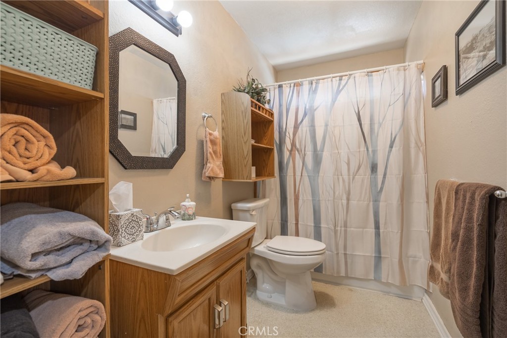364 Leonard Property Photo 42