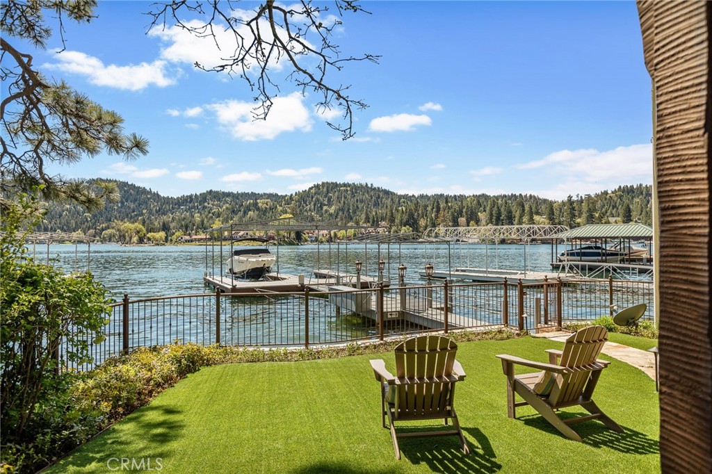 28089 Point Hamiltair Property Image