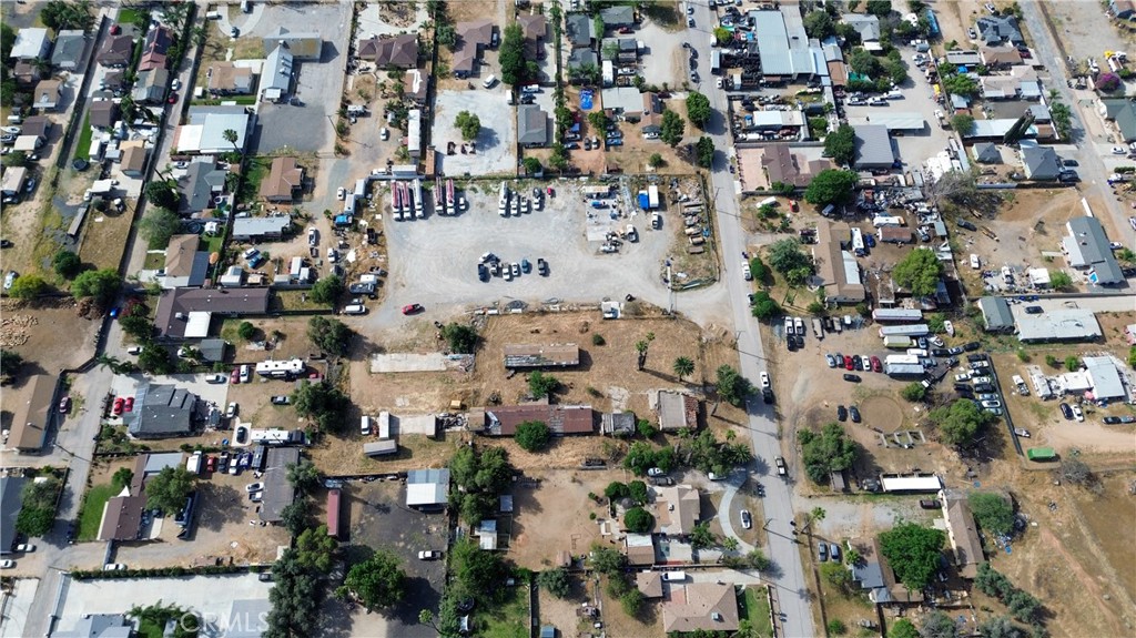4118 Vernon Property Photo 15