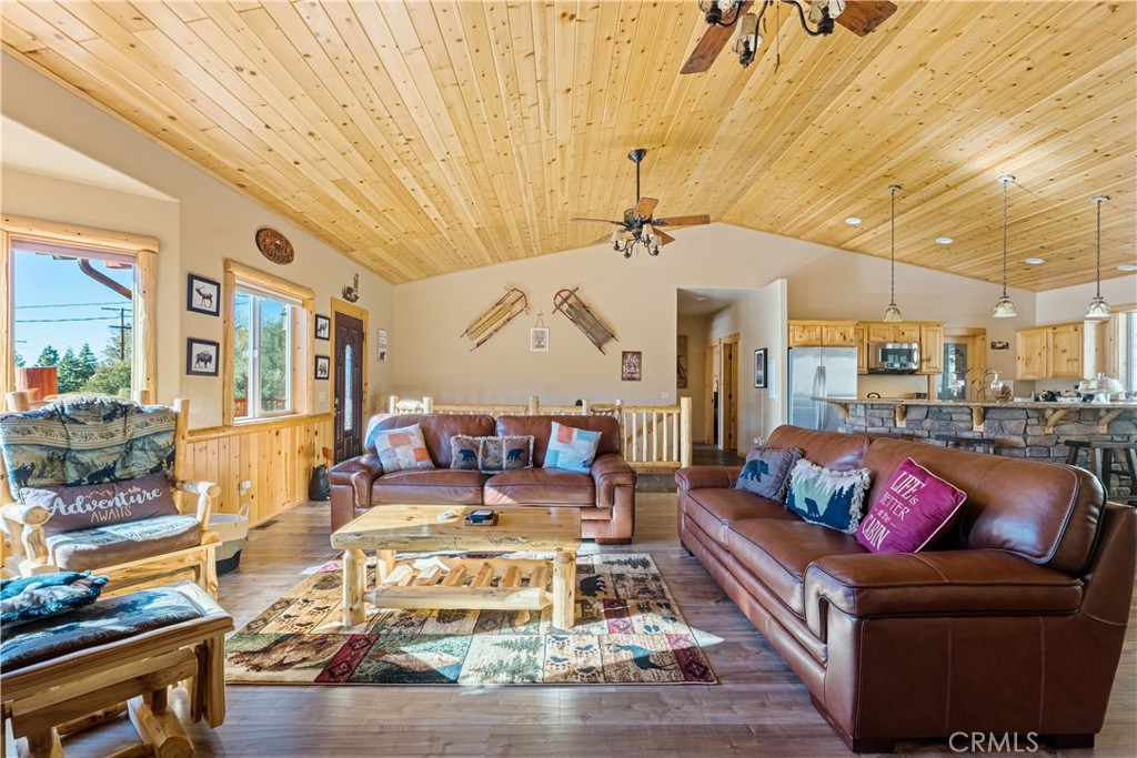 43628 Yosemite Drive Property Photo 6
