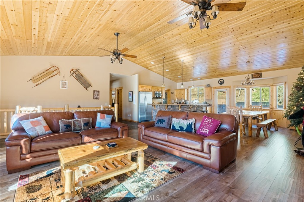 43628 Yosemite Drive Property Photo 7