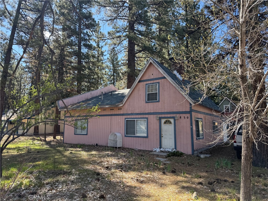 830 W Big Bear Boulevard Property Photo 1