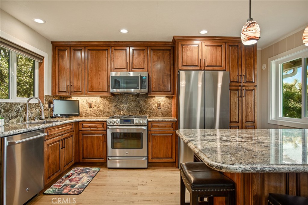 28195 Arbon Property Photo 10