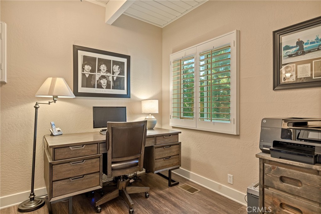 28195 Arbon Property Photo 20