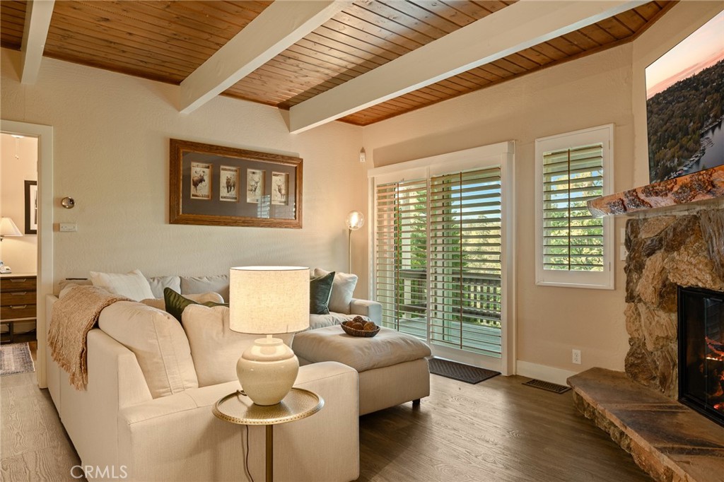 28195 Arbon Property Photo 28