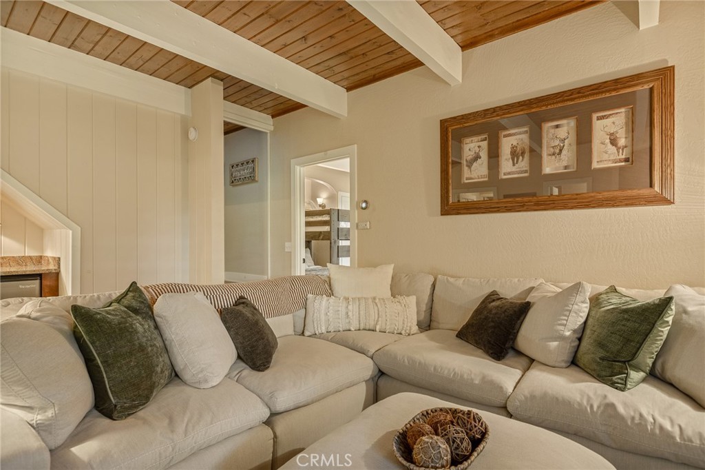 28195 Arbon Property Photo 32
