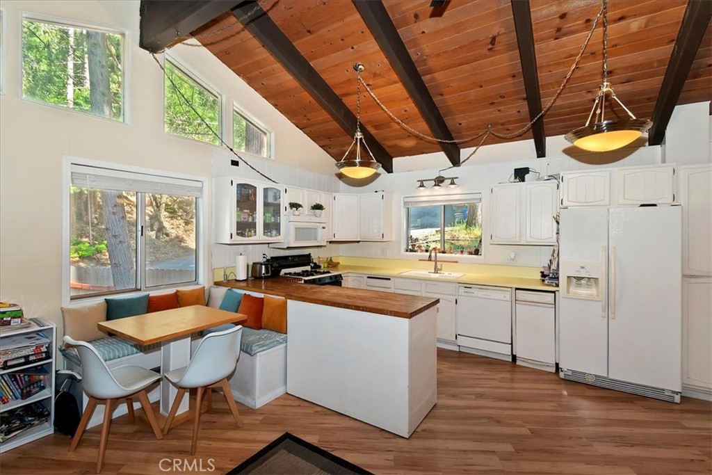 770 Berne Property Photo 10