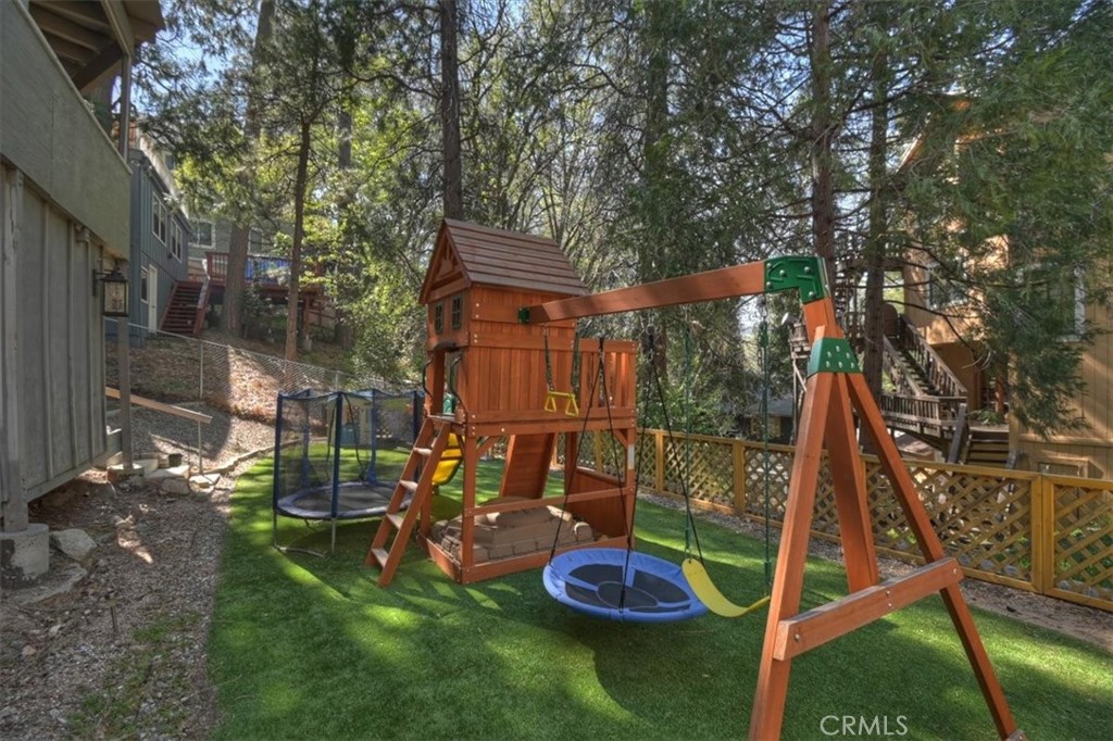 770 Berne Property Photo 30
