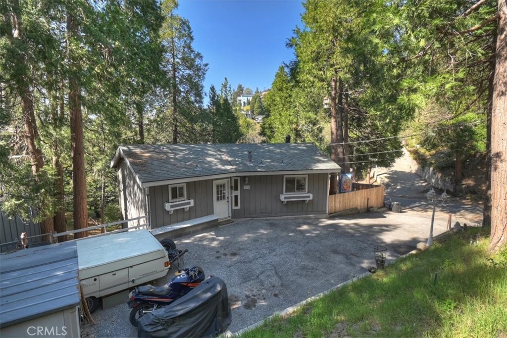 770 Berne Property Photo 35