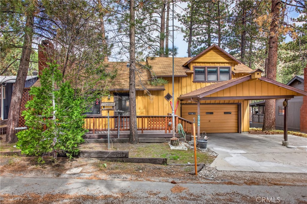 5744 Heath Creek Property Photo 3