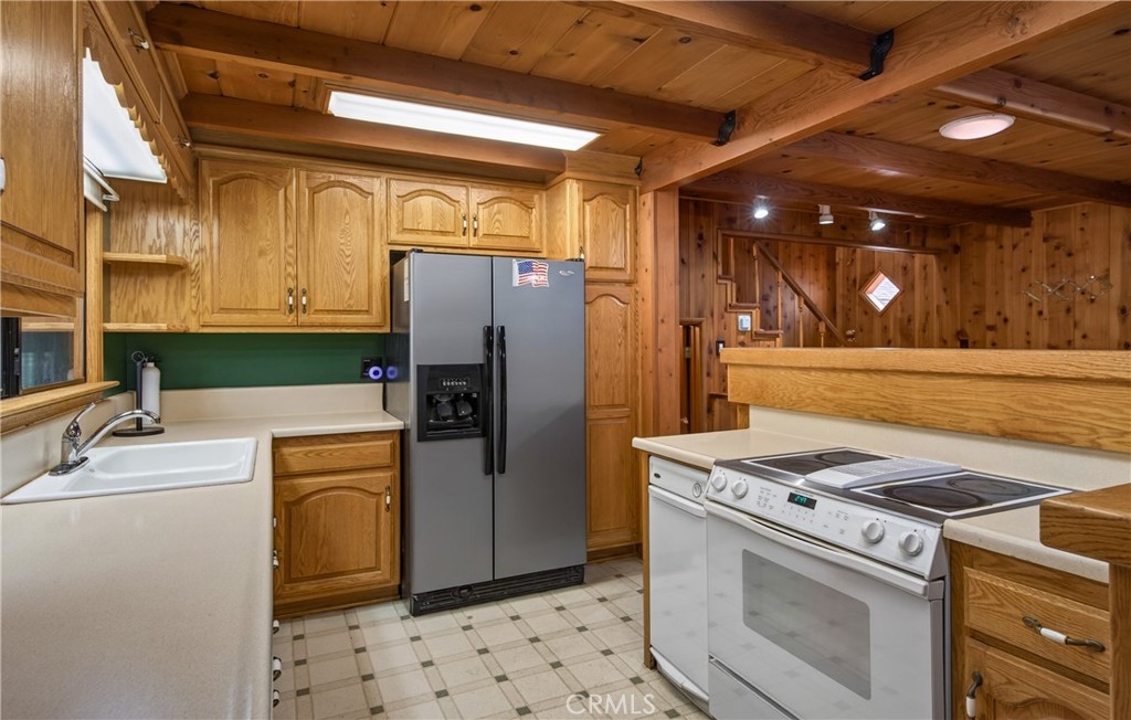 5744 Heath Creek Property Photo 15