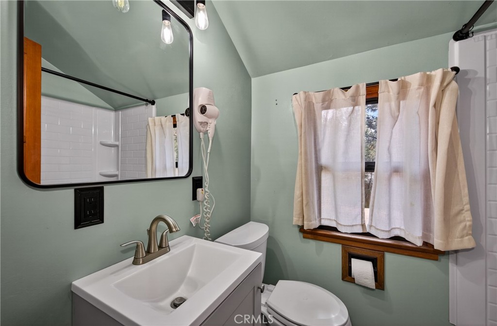 5744 Heath Creek Property Photo 24