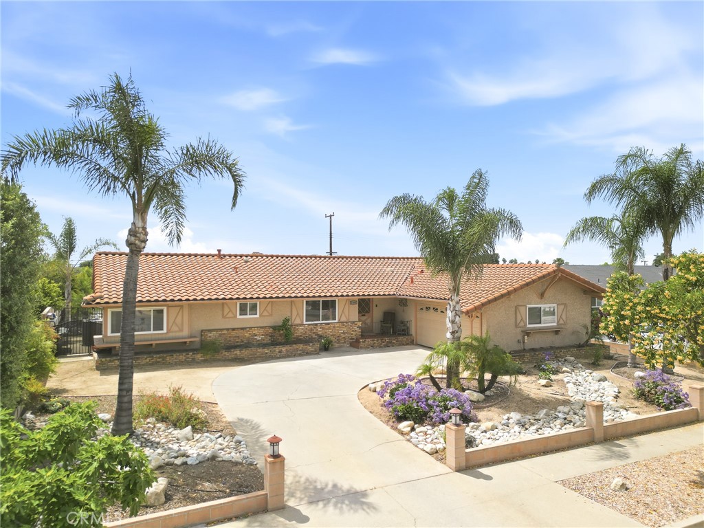1466 Briarcroft Property Photo 1