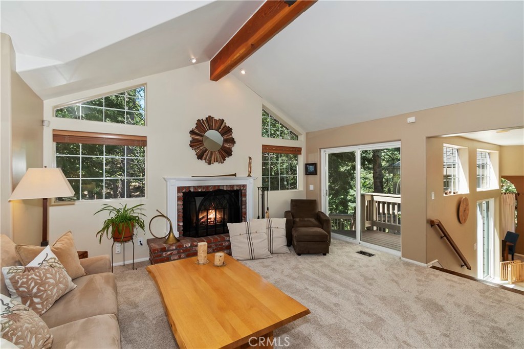 355 Cedar Ridge Drive Property Photo 5