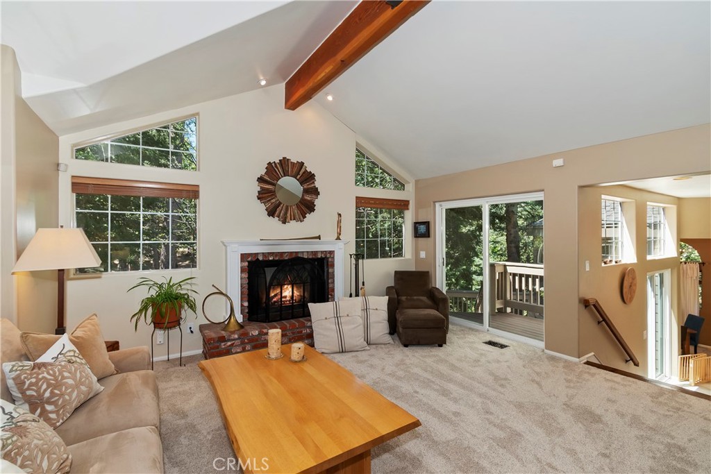 355 Cedar Ridge Drive Property Photo 5