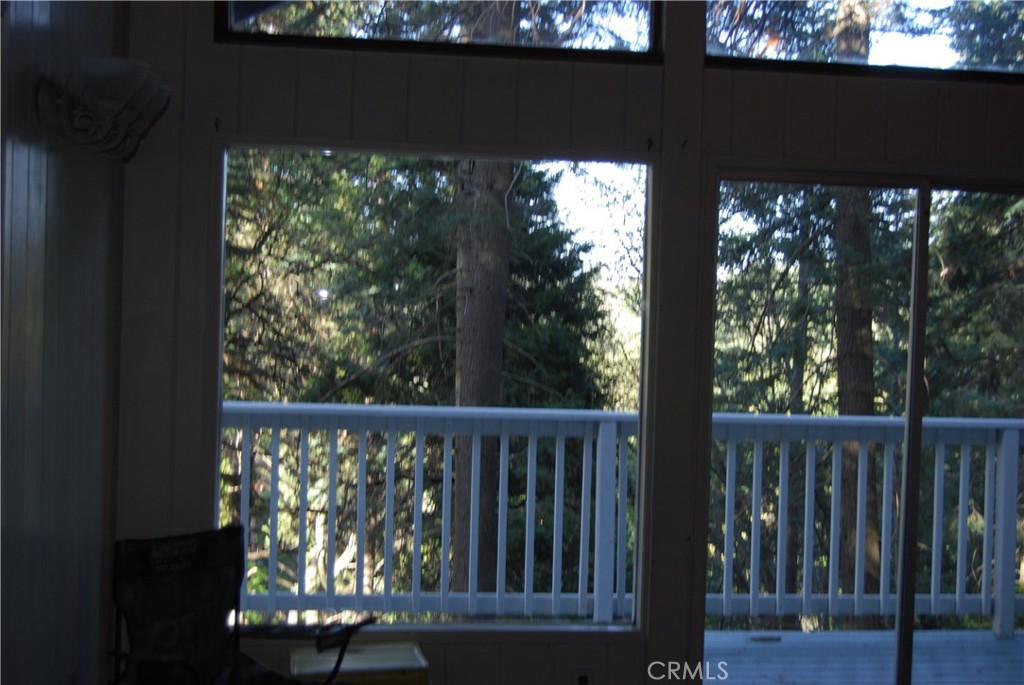 807 Sierra Vista Property Photo 6