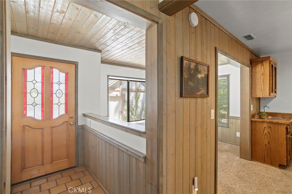 39169 Robin Property Photo 7
