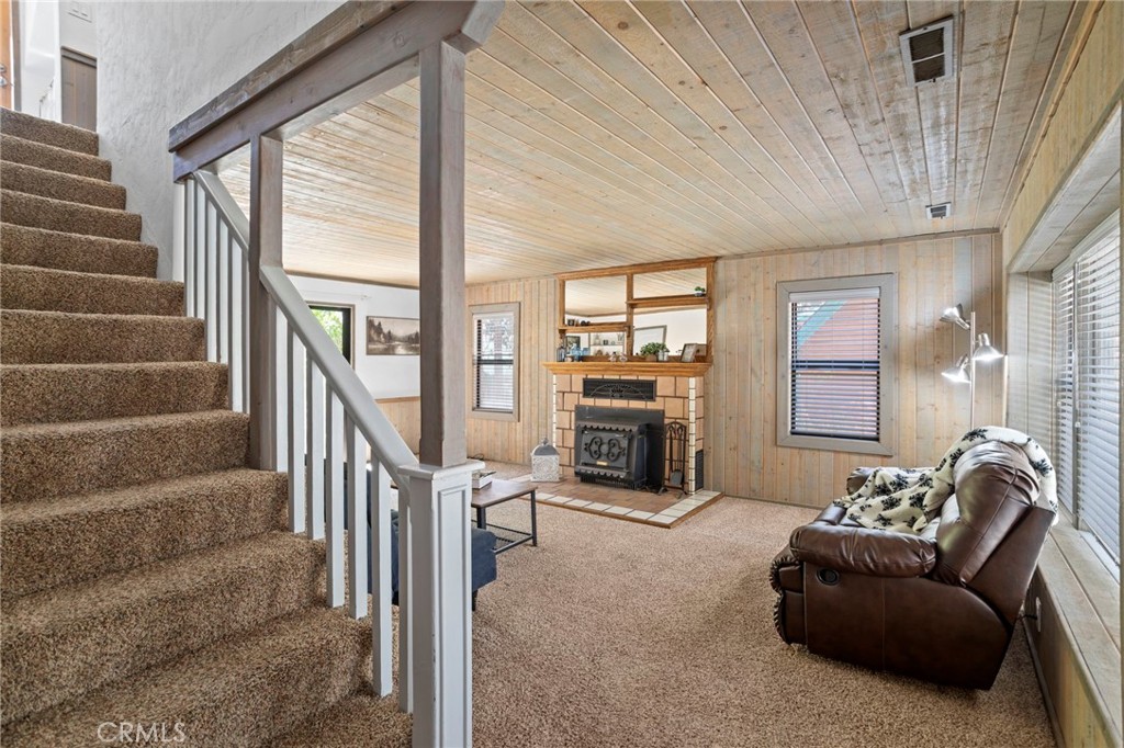 39169 Robin Property Photo 9