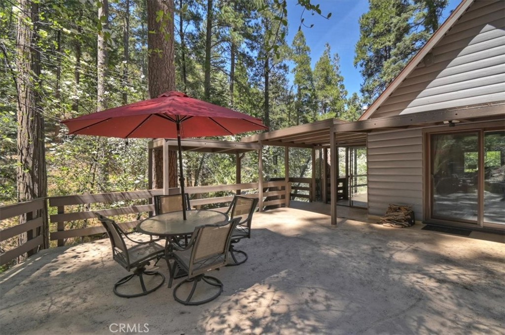 851 Cottage Grove Property Photo 31