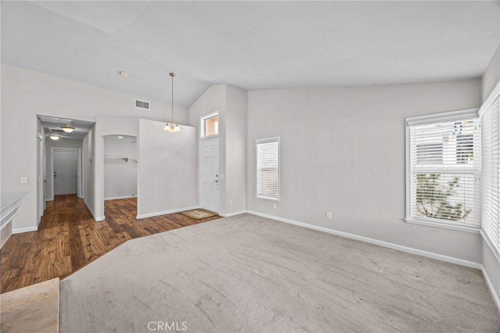 28124 Palm Villa Drive Property Photo 8
