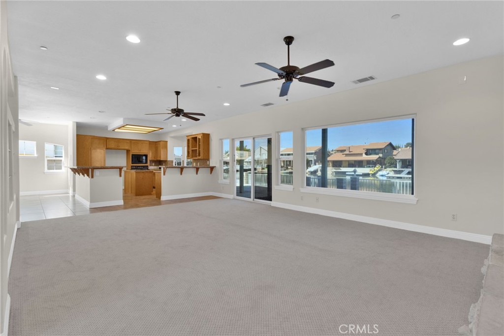 18064 Mariner Property Photo 8
