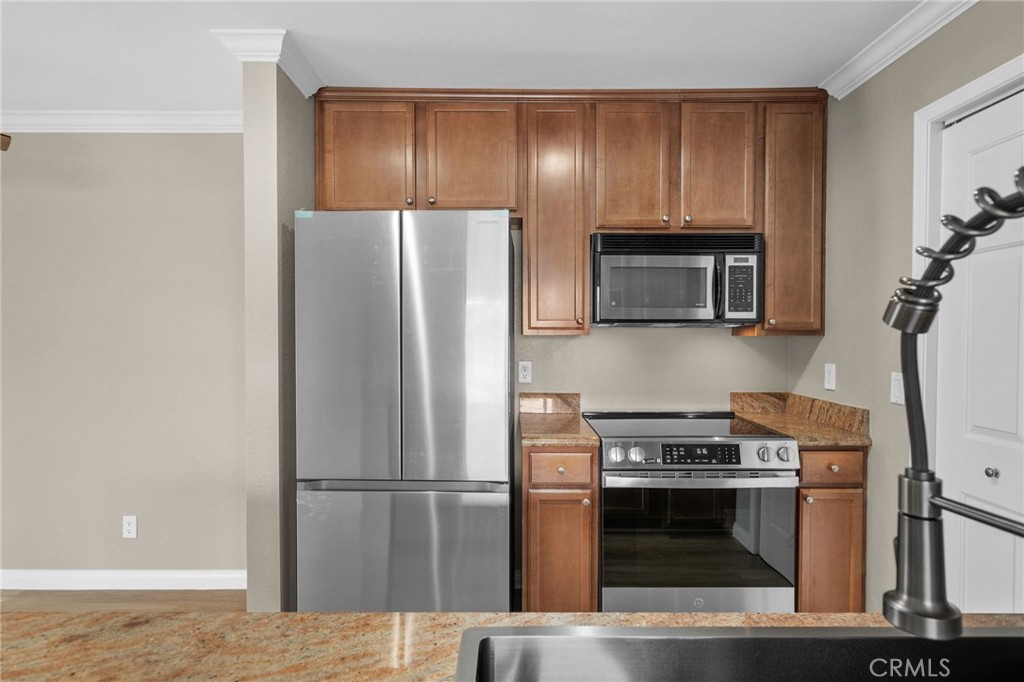 1980 Las Colinas Circle 307 Property Photo 6
