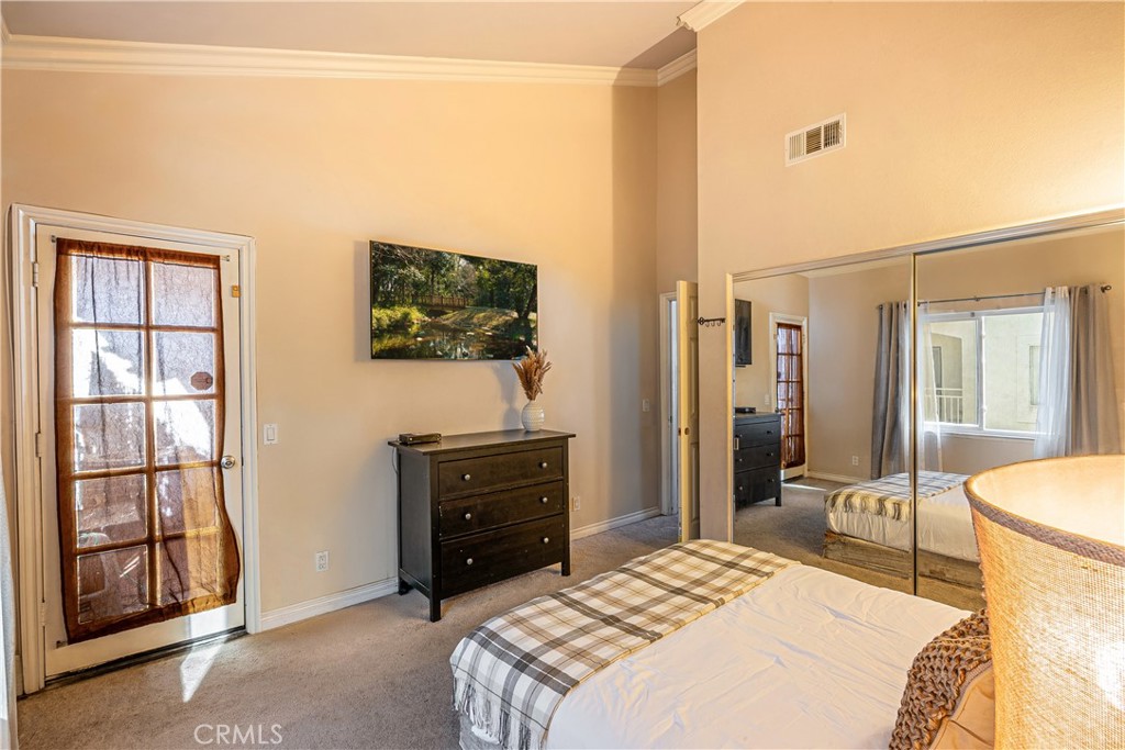 207 N Coffman Property Photo 10